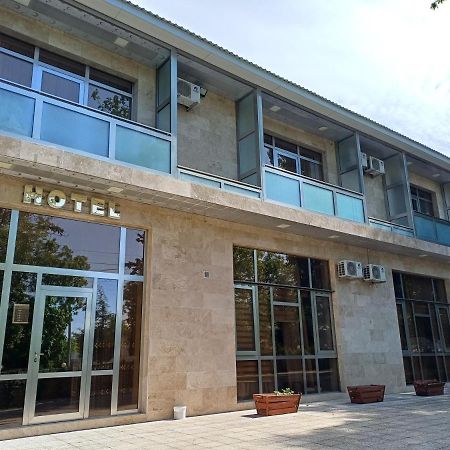 Bliss Hotel גאלבה מראה חיצוני תמונה