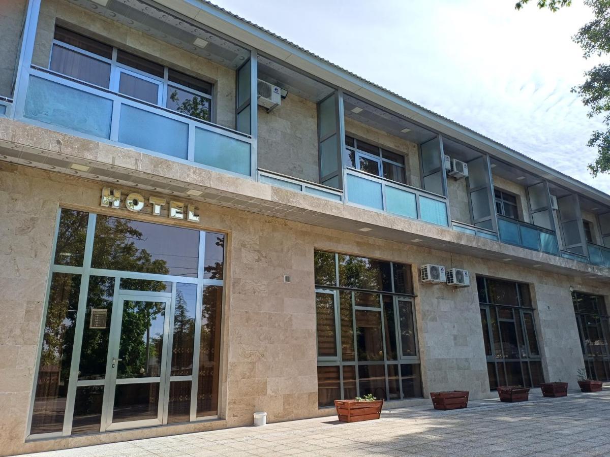 Bliss Hotel גאלבה מראה חיצוני תמונה